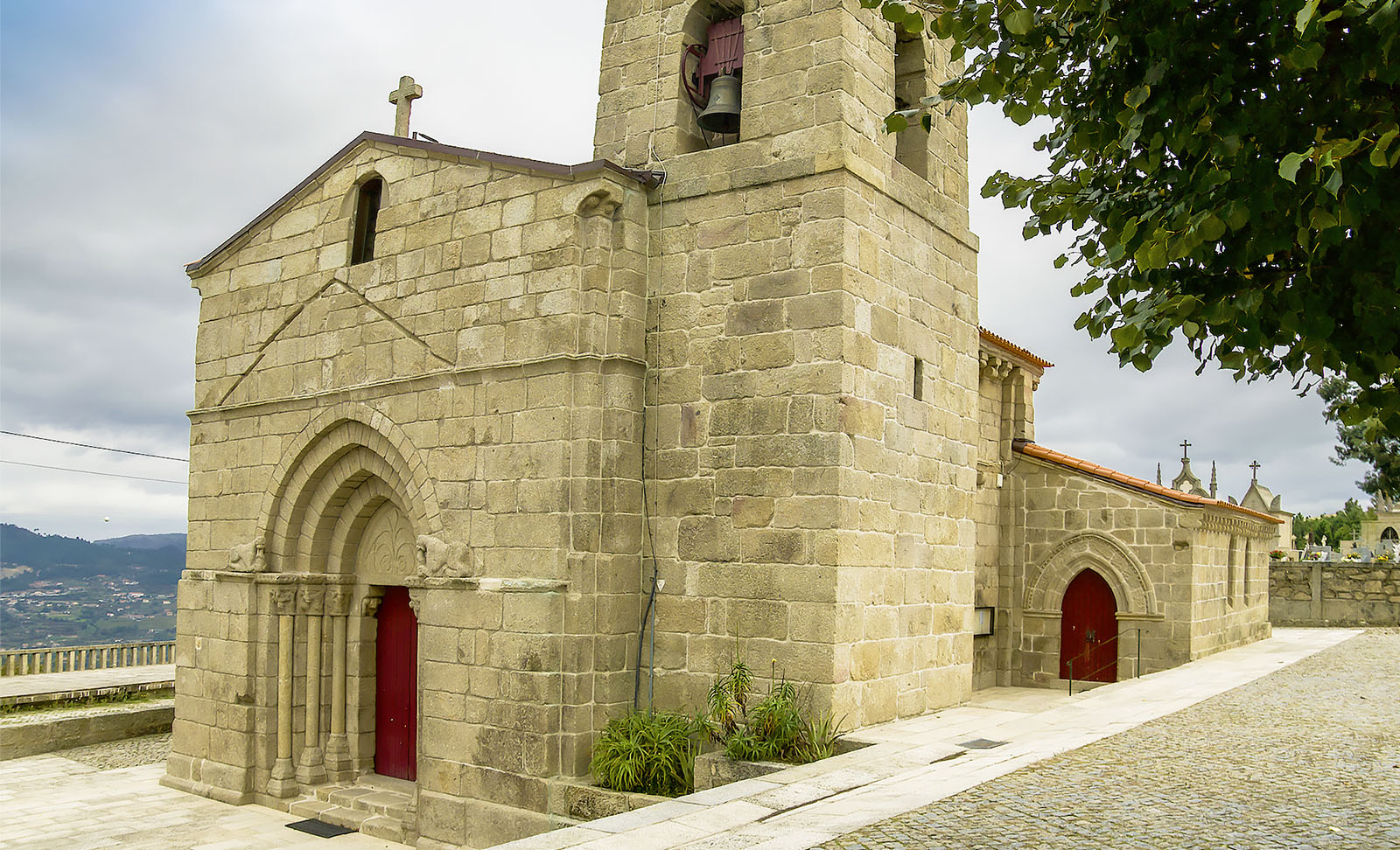 Igreja de Santa Maria Maior de Tarouquela
